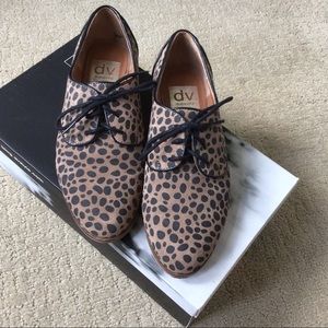 Dolce Vita Manta Cheetah Suede Oxfords. Size 5.5